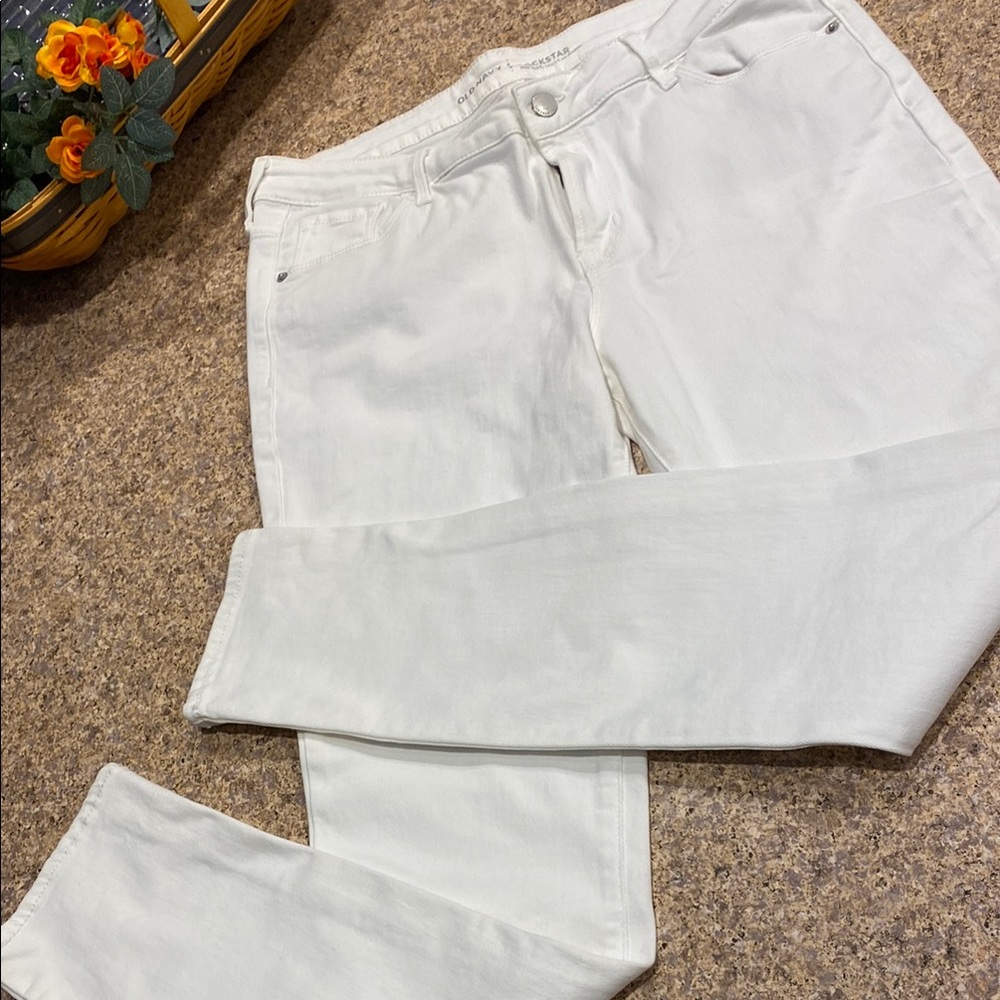 Old Navy Rockstar Mid-Rise Bright White Jeans 10 Regular